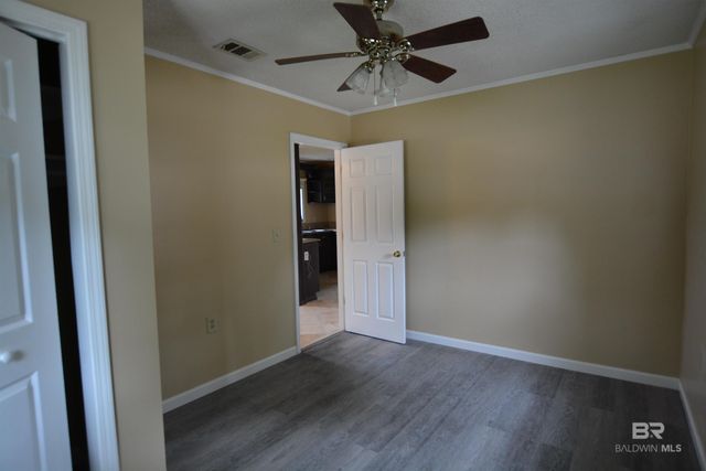 422 W 4th Avenue, Foley, AL 36535