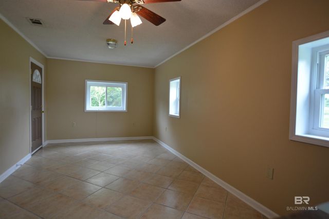 422 W 4th Avenue, Foley, AL 36535