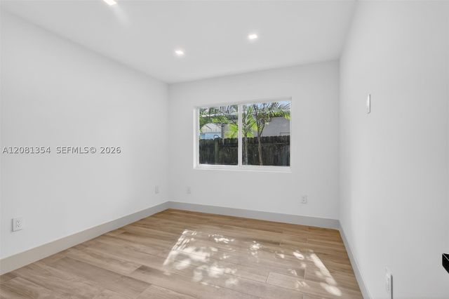 1917 N Swinton Ave, Delray Beach, FL 33444