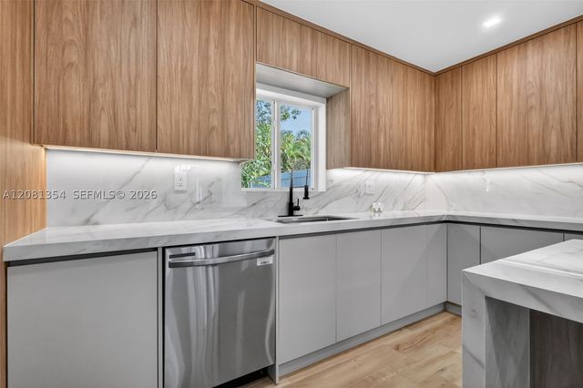 1917 N Swinton Ave, Delray Beach, FL 33444