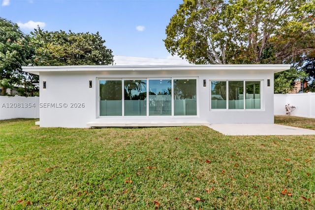 1917 N Swinton Ave, Delray Beach, FL 33444