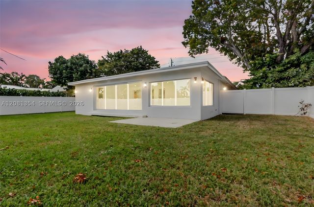 1917 N Swinton Ave, Delray Beach, FL 33444
