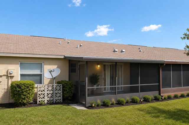29 W COUNTRY COVE WAY 29, Kissimmee, FL 34743