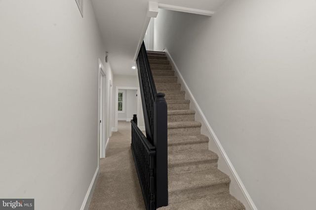 147 W HARVEY ST, Philadelphia, PA 19144