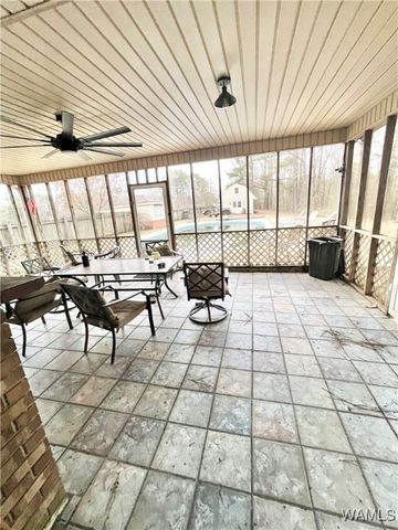 688 County Road 67, Moundville, AL 35474