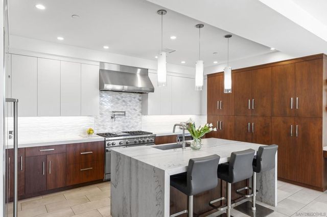 13673 Recuerdo Drive, Del Mar, CA 92014