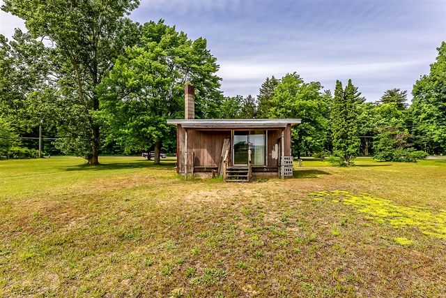 3311 W Webster Road, Montague, MI 49437
