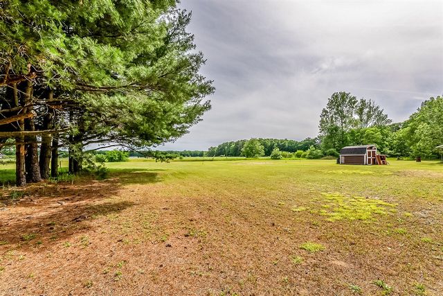 3311 W Webster Road, Montague, MI 49437