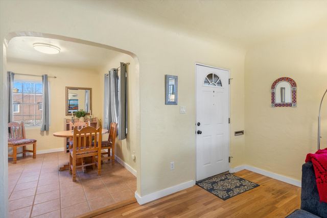 1212 Lead Avenue SW, Albuquerque, NM 87102