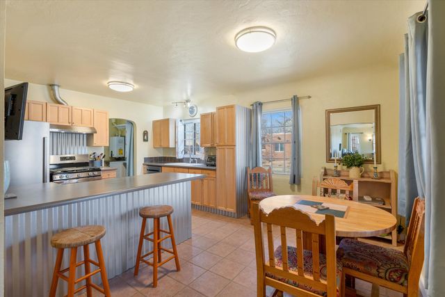 1212 Lead Avenue SW, Albuquerque, NM 87102