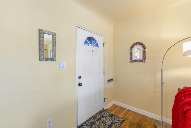 1212 Lead Avenue SW, Albuquerque, NM 87102