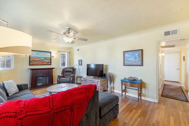 1212 Lead Avenue SW, Albuquerque, NM 87102