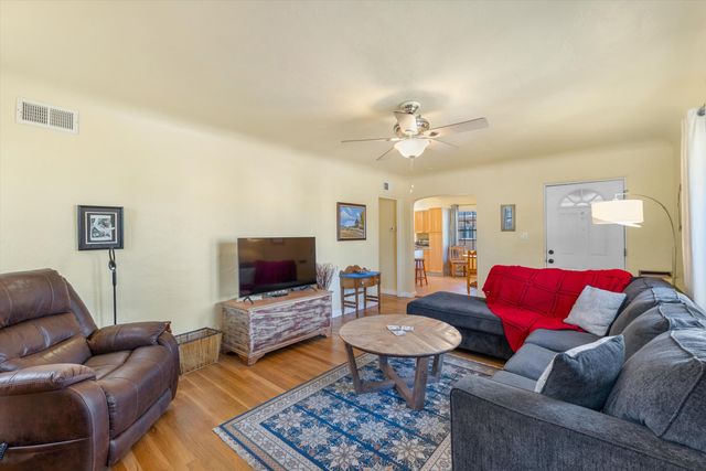 1212 Lead Avenue SW, Albuquerque, NM 87102