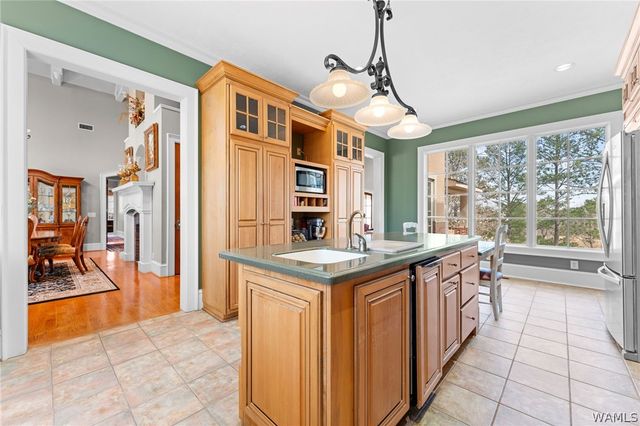 395 Tanglewood Circle, Reform, AL 35481