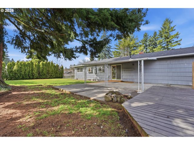 16706 Se ANKENY St, Portland, OR 97233