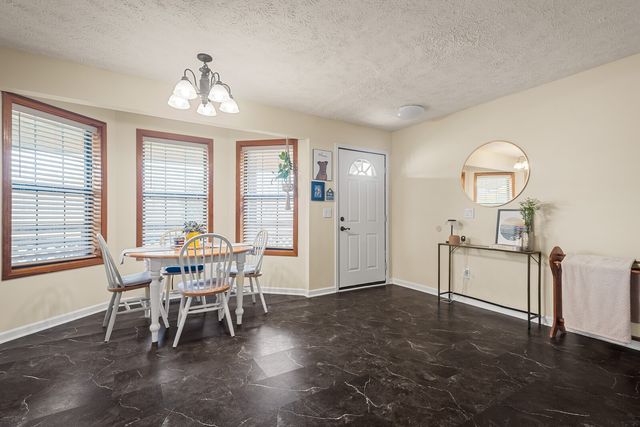 2427 Toler Rd, Woodlawn, TN 37191