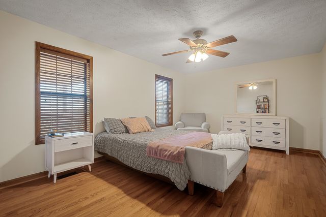 2427 Toler Rd, Woodlawn, TN 37191