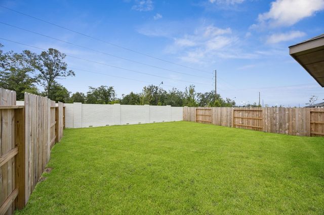1112 Novelle Bend Drive, Huffman, TX 77336