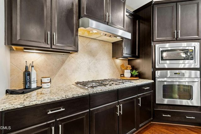 2701 Sardinia Lane, Apex, NC 27502