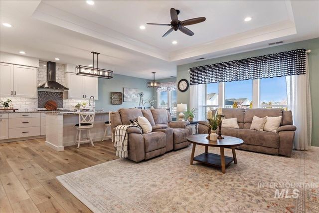 15082 Pronghorn Dr, Caldwell, ID 83607