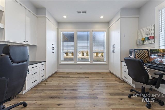 15082 Pronghorn Dr, Caldwell, ID 83607