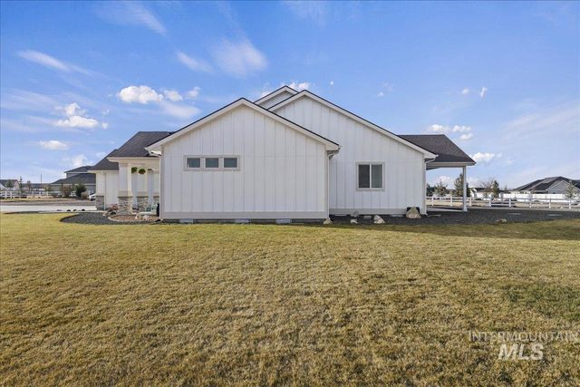 15082 Pronghorn Dr, Caldwell, ID 83607