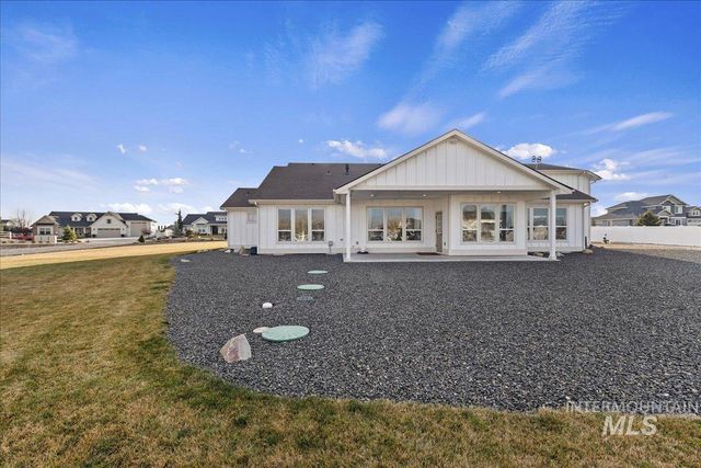 15082 Pronghorn Dr, Caldwell, ID 83607