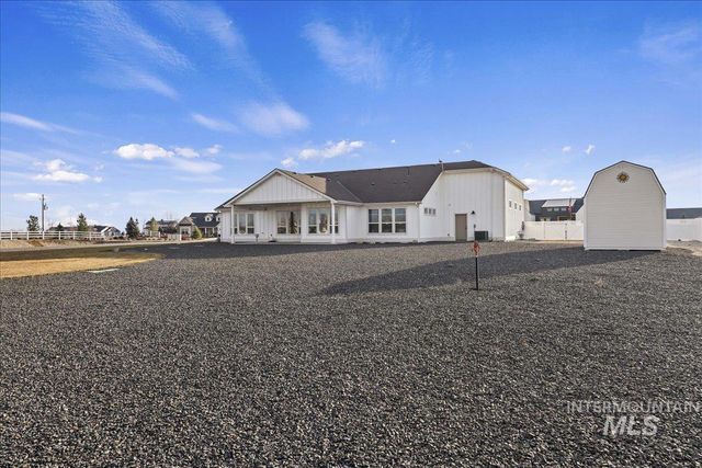 15082 Pronghorn Dr, Caldwell, ID 83607