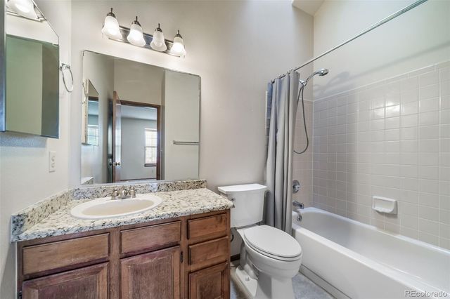 7370 E Florida Avenue 1005, Denver, CO 80231