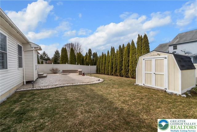 1945 Vintage Drive, Bethlehem Twp, PA 18045