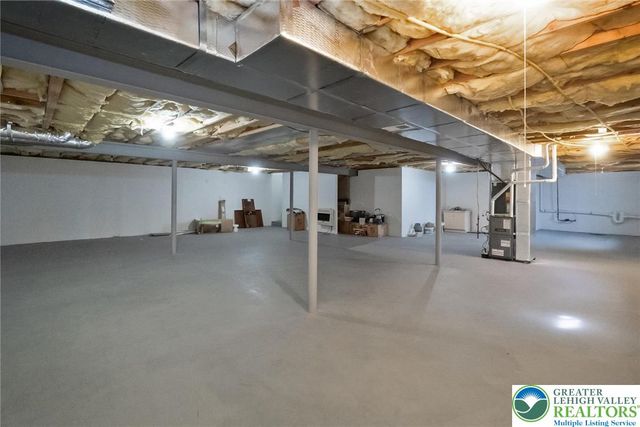 1945 Vintage Drive, Bethlehem Twp, PA 18045