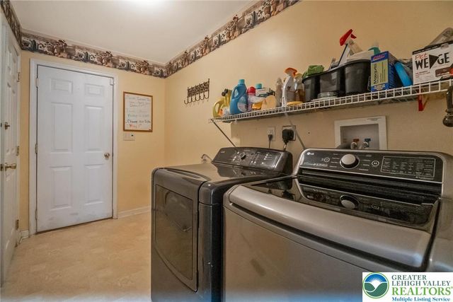 1945 Vintage Drive, Bethlehem Twp, PA 18045