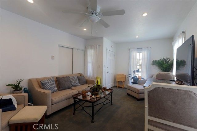 926 Newport, Long Beach, CA 90804