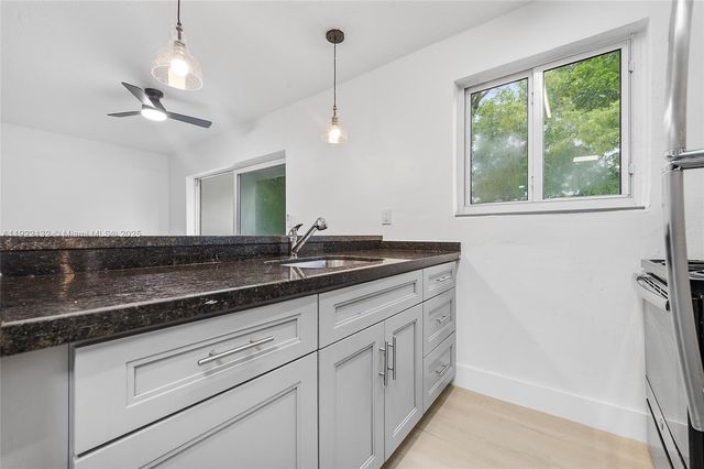 12101 NE 6th Ave 6, North Miami, FL 33161