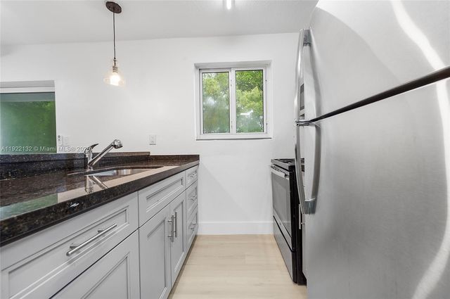 12101 NE 6th Ave 6, North Miami, FL 33161