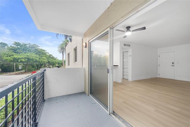 12101 NE 6th Ave 6, North Miami, FL 33161