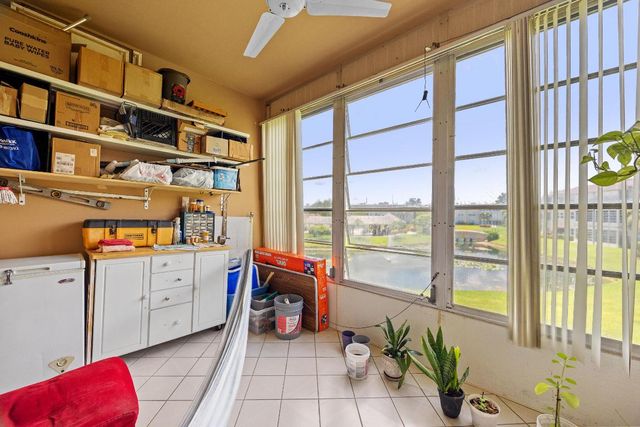 3405 NW 48 Avenue J514, Lauderdale Lakes, FL 33319