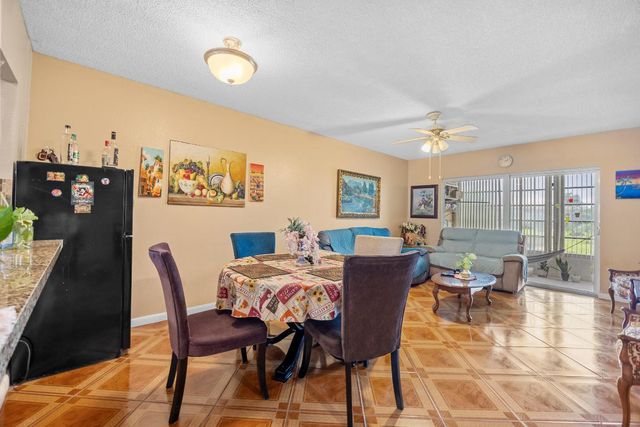 3405 NW 48 Avenue J514, Lauderdale Lakes, FL 33319