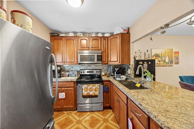 3405 NW 48 Avenue J514, Lauderdale Lakes, FL 33319