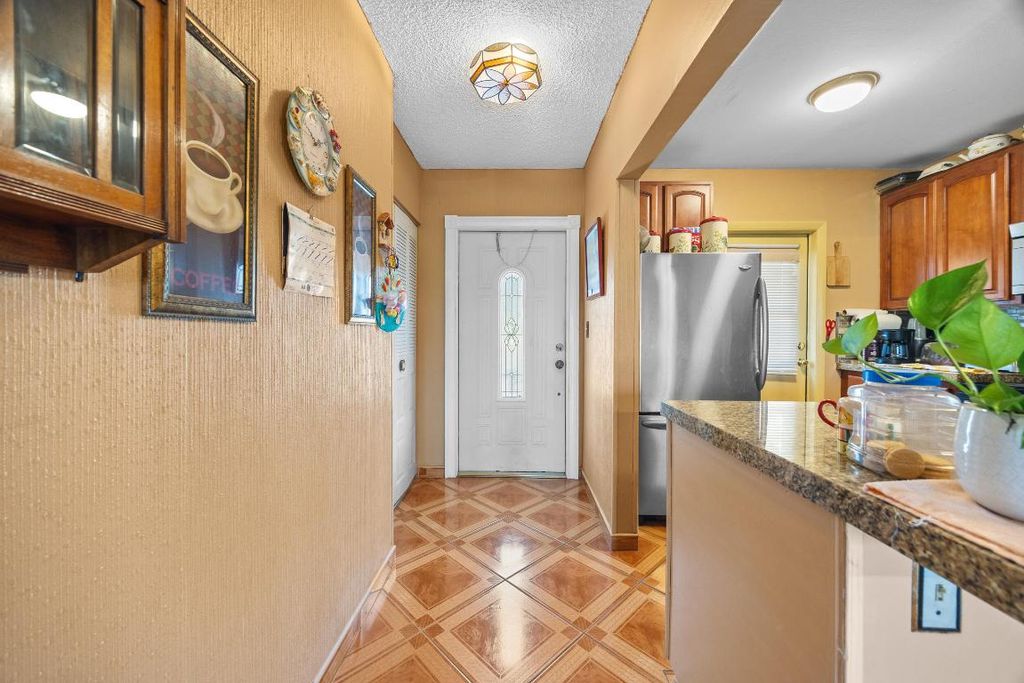 3405 NW 48 Avenue J514, Lauderdale Lakes, FL 33319