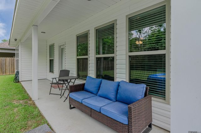 39110 Forestwood Ave, Gonzales, LA 70737