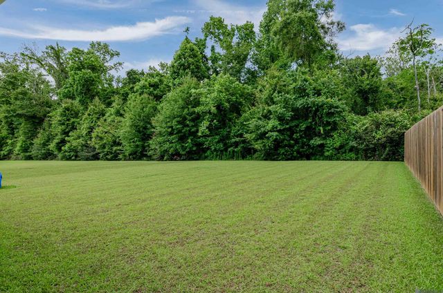 39110 Forestwood Ave, Gonzales, LA 70737