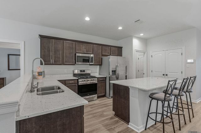 39110 Forestwood Ave, Gonzales, LA 70737