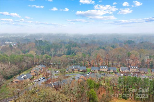 8430 Coulwood Oak Lane, Charlotte, NC 28214