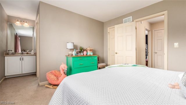 360 Walters Way, Zanesville, OH 43701