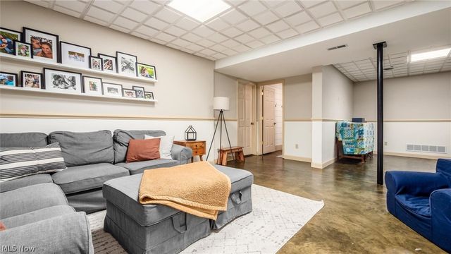 360 Walters Way, Zanesville, OH 43701