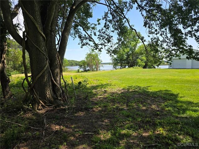 00 Clifton Ln, Little Plymouth, VA 23091