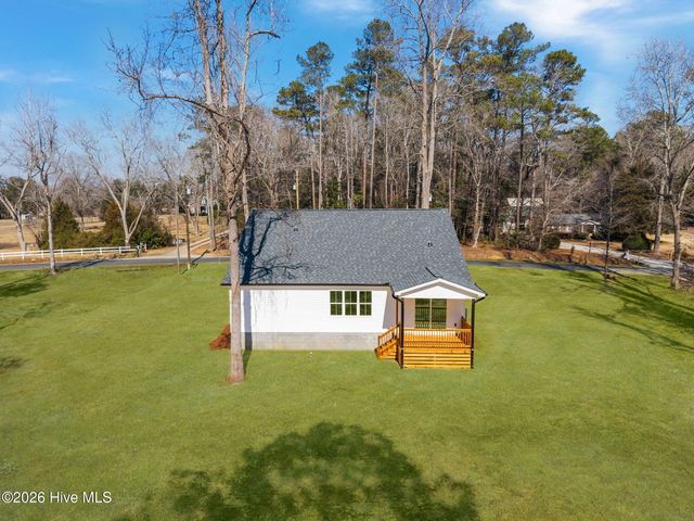 403 Justice Flynn Road, Riegelwood, NC 28456