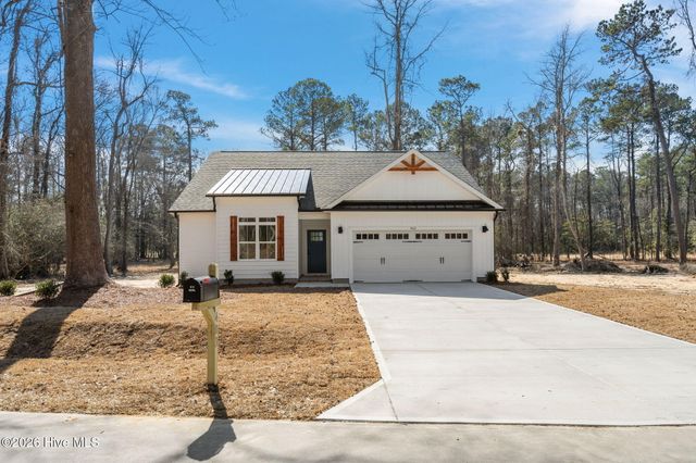 403 Justice Flynn Road, Riegelwood, NC 28456