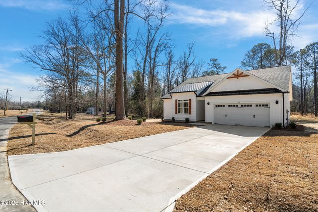 403 Justice Flynn Road, Riegelwood, NC 28456